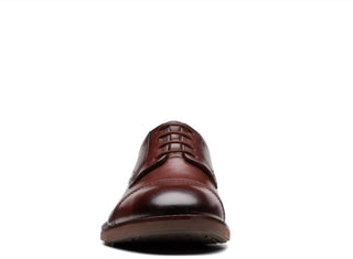Clarks - Sapatos masculinos Un Hugh Cap