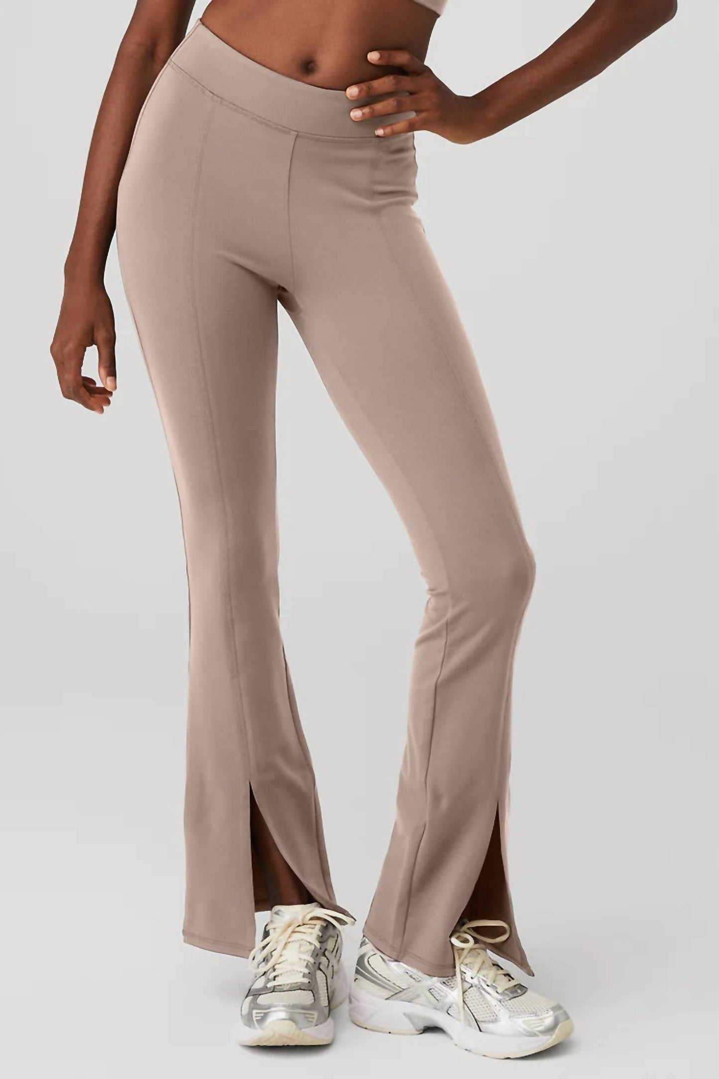 Alo Yoga - Women's Airbrush High Waist Flutter Leggings