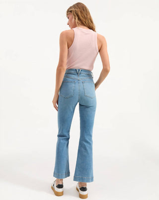 Veronica Beard - Calça jeans flare Carson de cintura alta