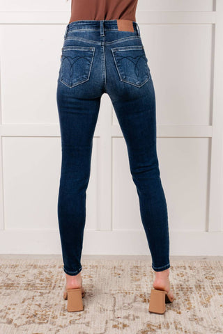 Judy Blue - Calça Jeans Skinny Vintage Térmica de Cintura Média