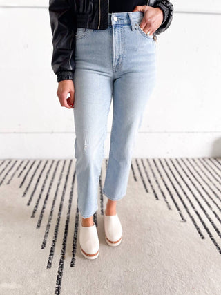 Pistola - Calça Jeans Reta de Cintura Alta Lorelei