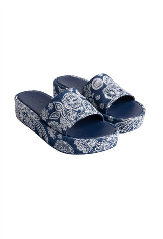 Johnny Was - Sandália feminina plataforma bordada com bandana