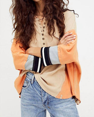 Free People - Basta dar uma gorjeta com a blusa Henley