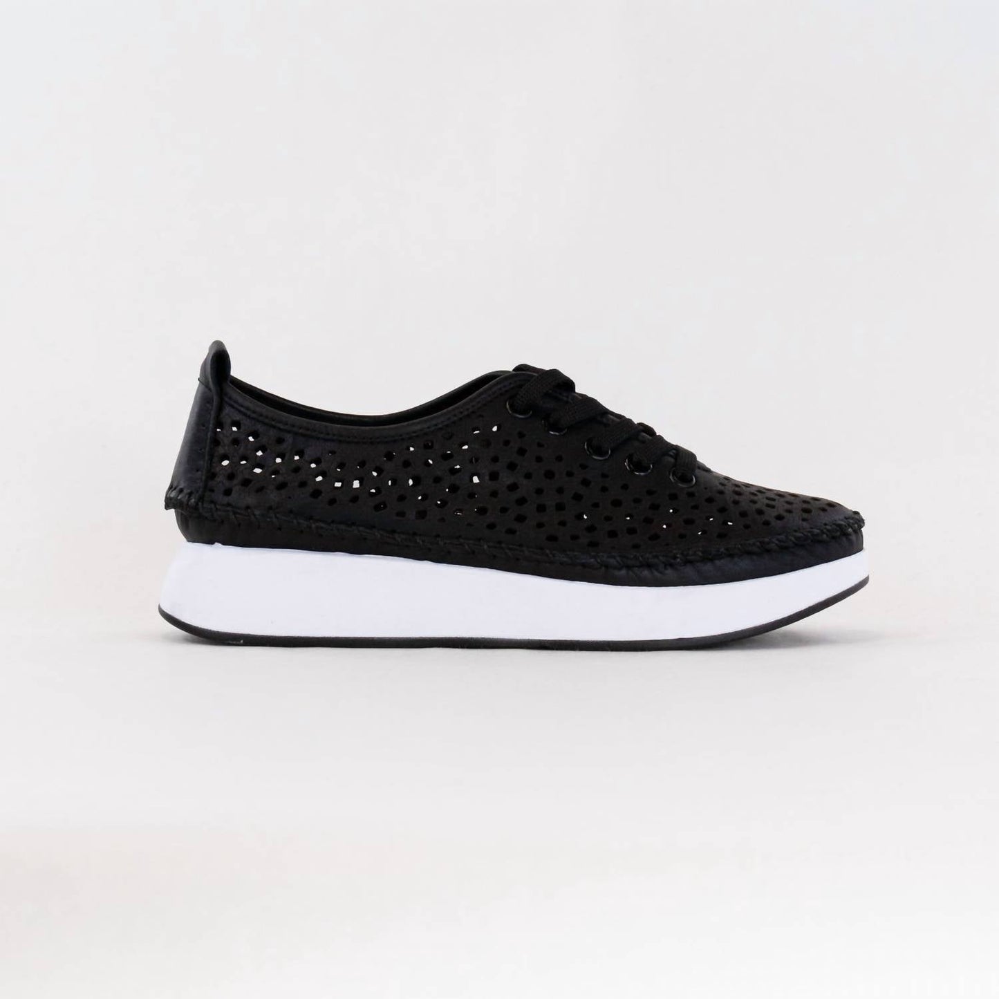 Spring Step Shoes - Women's Youlanda Sneaker