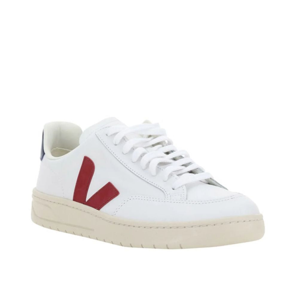 Tênis cano baixo masculino Veja, branco, tamanho 42