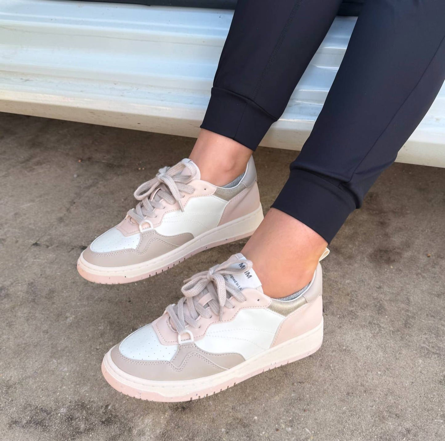 Entro - Women's Sneakers