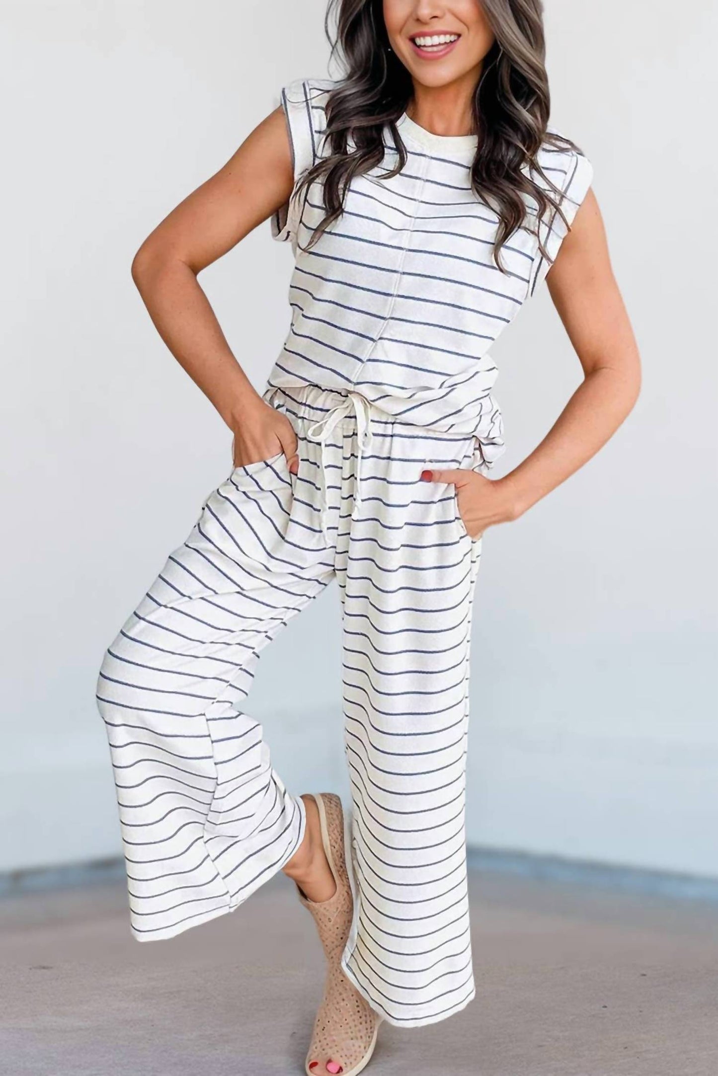 Aapparella - Casual Style Striped Short Sleeve Two-Piece Set