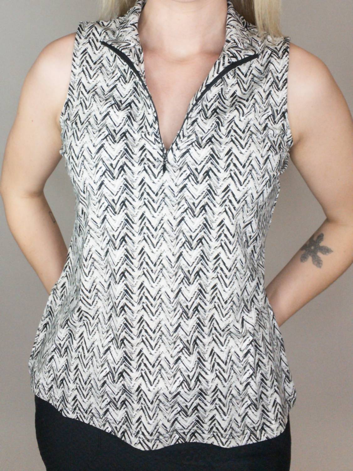 Lulu-B - Chevron Zip Tank Top
