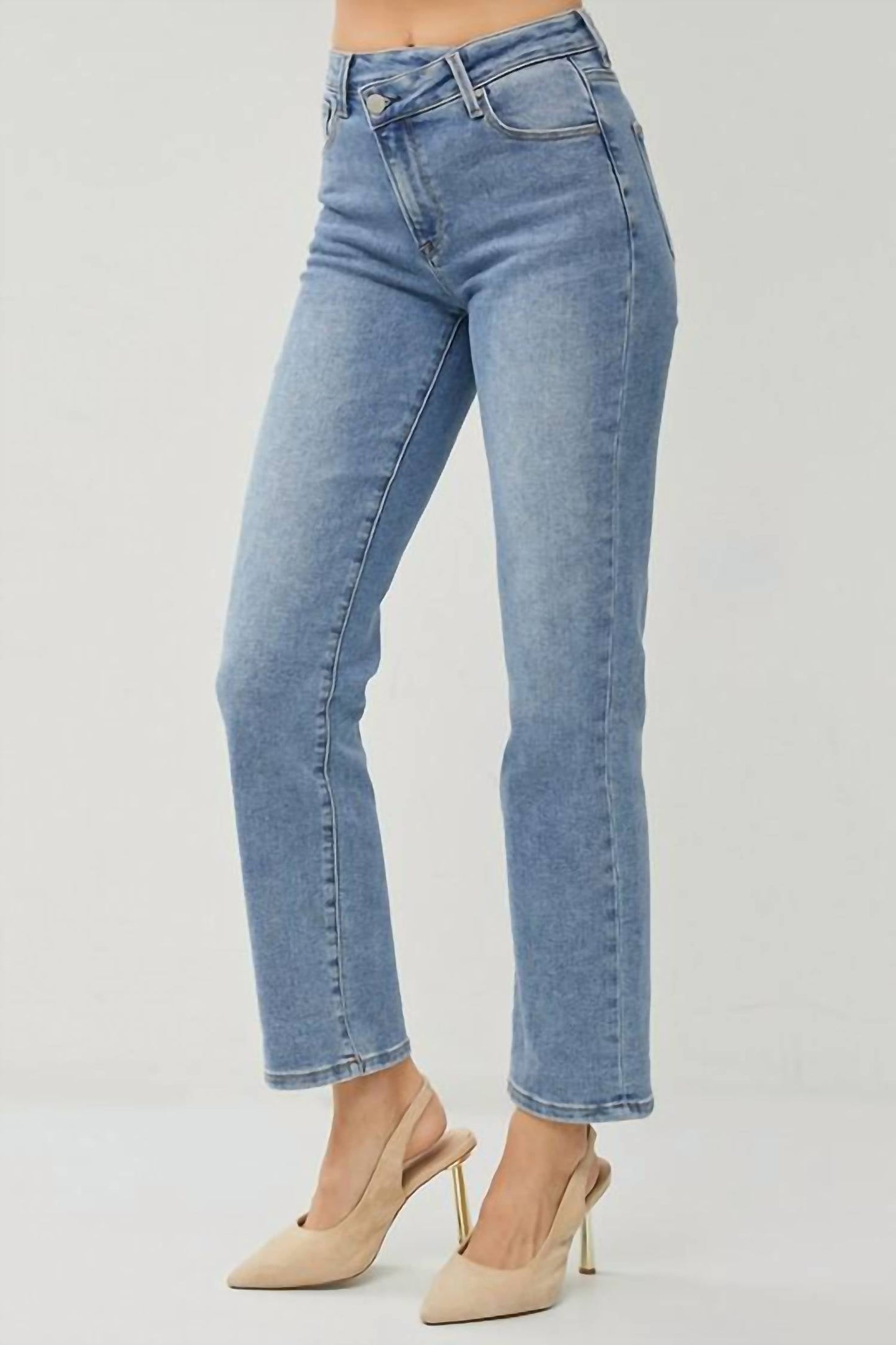 Risen - High Rise Ankle Straight-cross Over Button