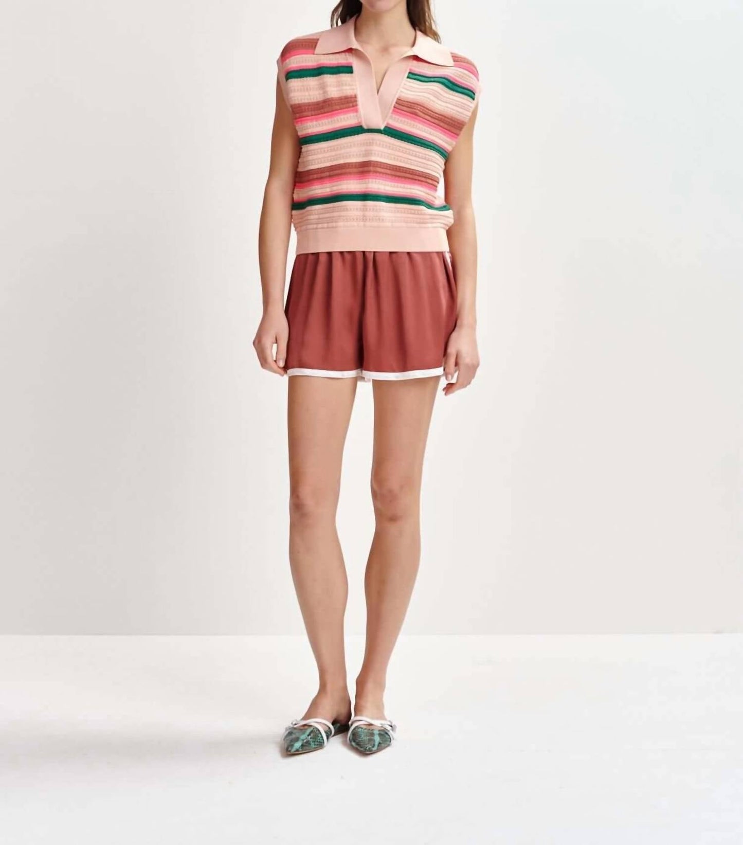 Essential Antwerp - Drawstring Athletic Shorts