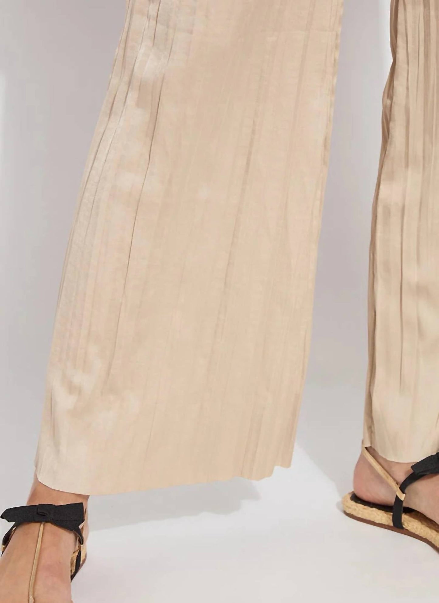 Lysse - Packable Pleated Palazzo Pant