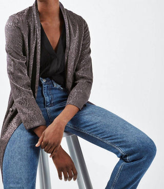 Topshop - Blazer macio com estampa de leopardo em jacquard