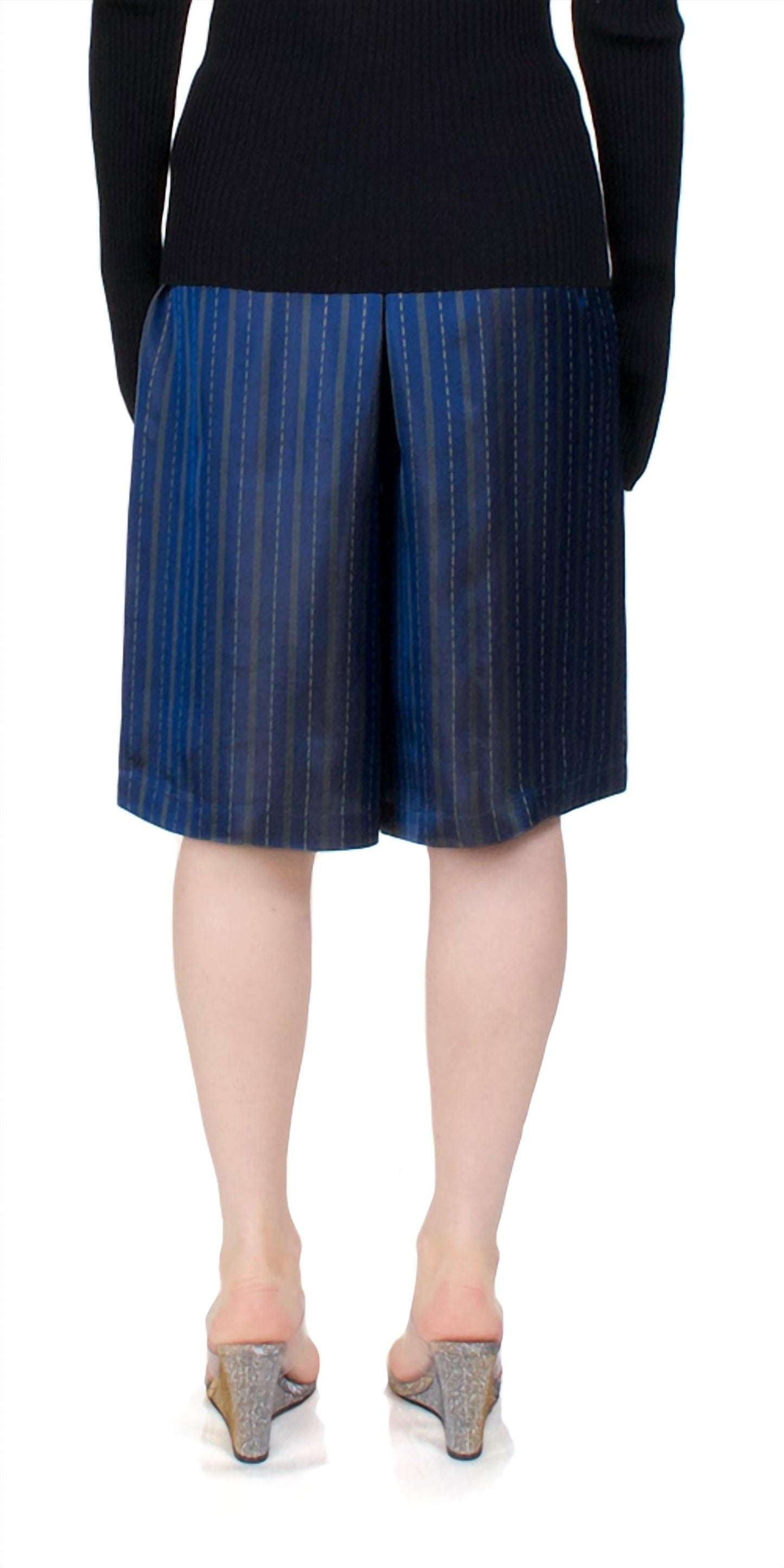 6397 - Women's B-ball Short Iridescent Stripe