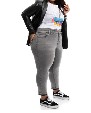 1822 Denim - Plus Size Relaxed Jean W/ Release Hem