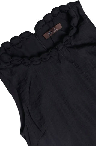 Naked Zebra - Neckline Accent Mini Shift Dress