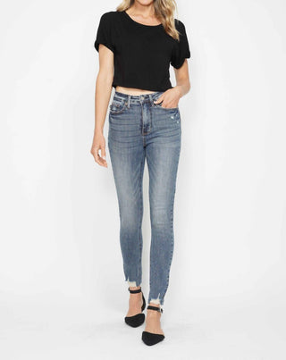 Judy Blue - Calça jeans skinny com controle de barriga e cintura alta, lavagem vintage e bainha destruída