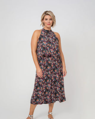 Macacão curto feminino Leota Skyler preto tamanho 3X