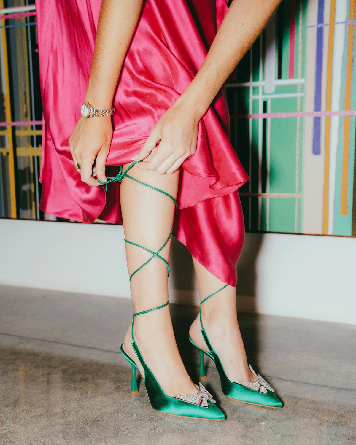 Che By Chelsey - Women's Alena Pump Sandal