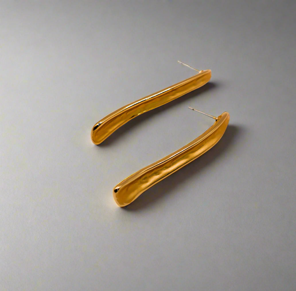 Brincos de pino dourados Elegance Bar 