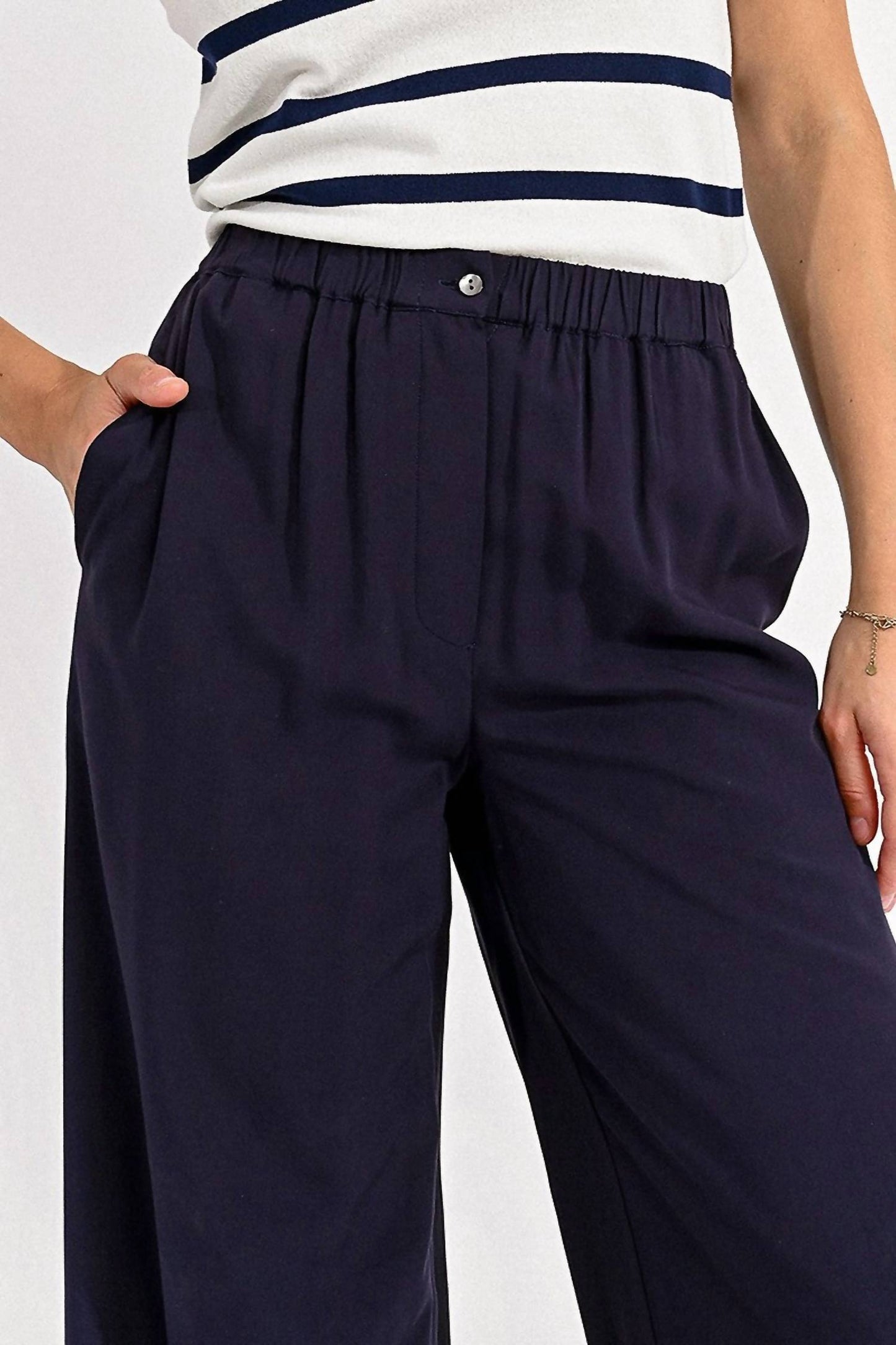 Molly Bracken - Wide Leg Pants