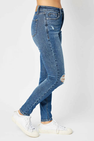 Judy Blue - Jeans Skinny Destroy com Controle de Barriga de Cintura Média