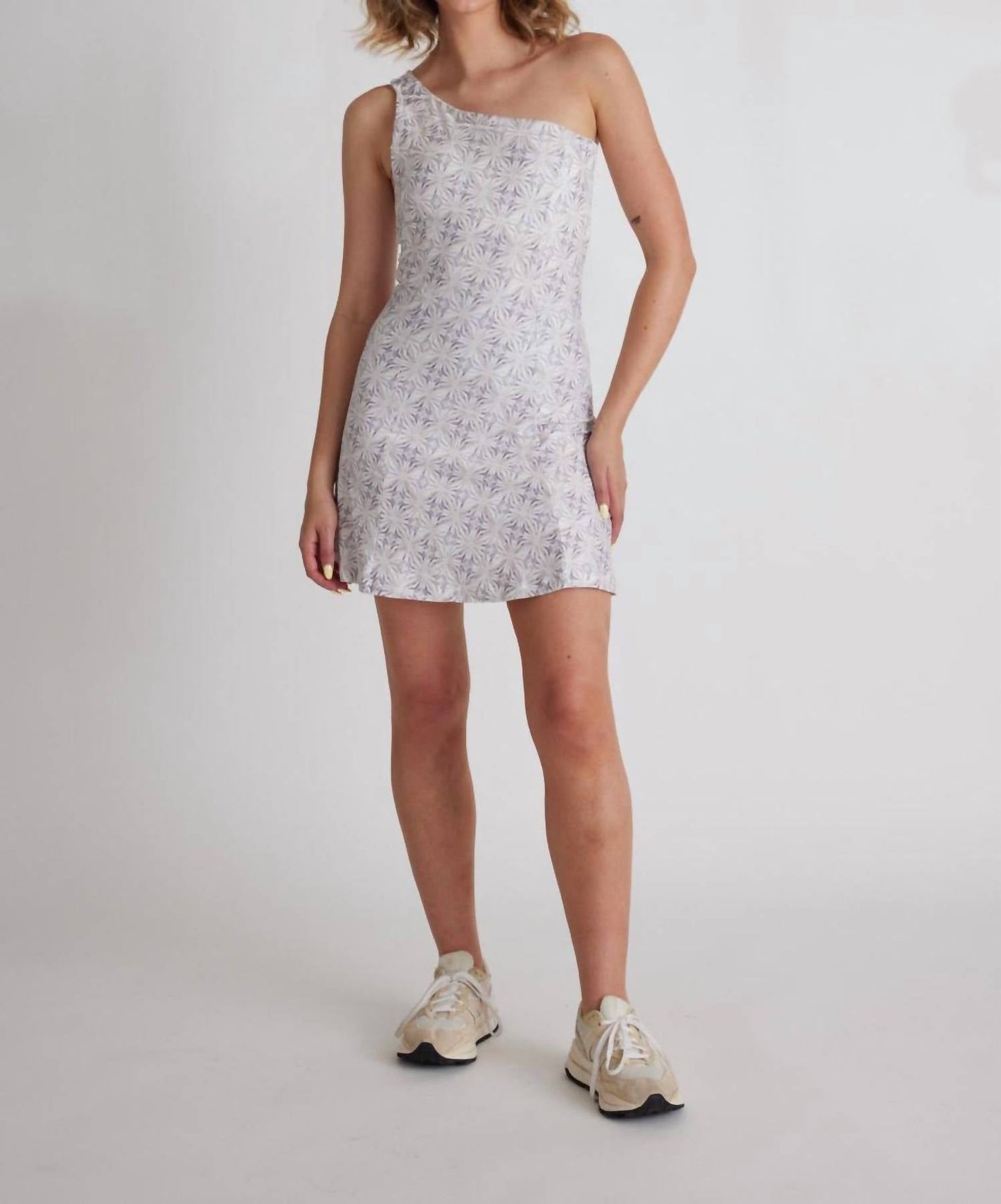 Wolven - Active One-shoulder Mini Dress
