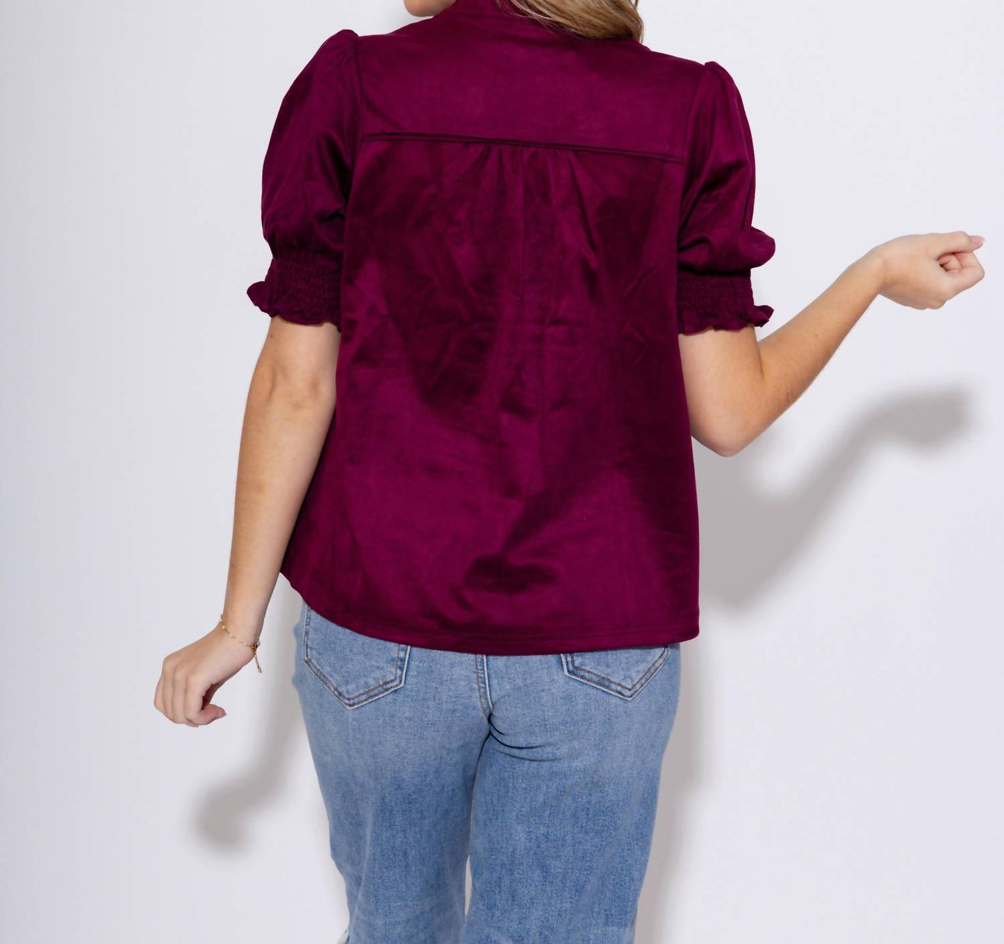 Ivy Jane - Women's Suede Puff Sleeve Top