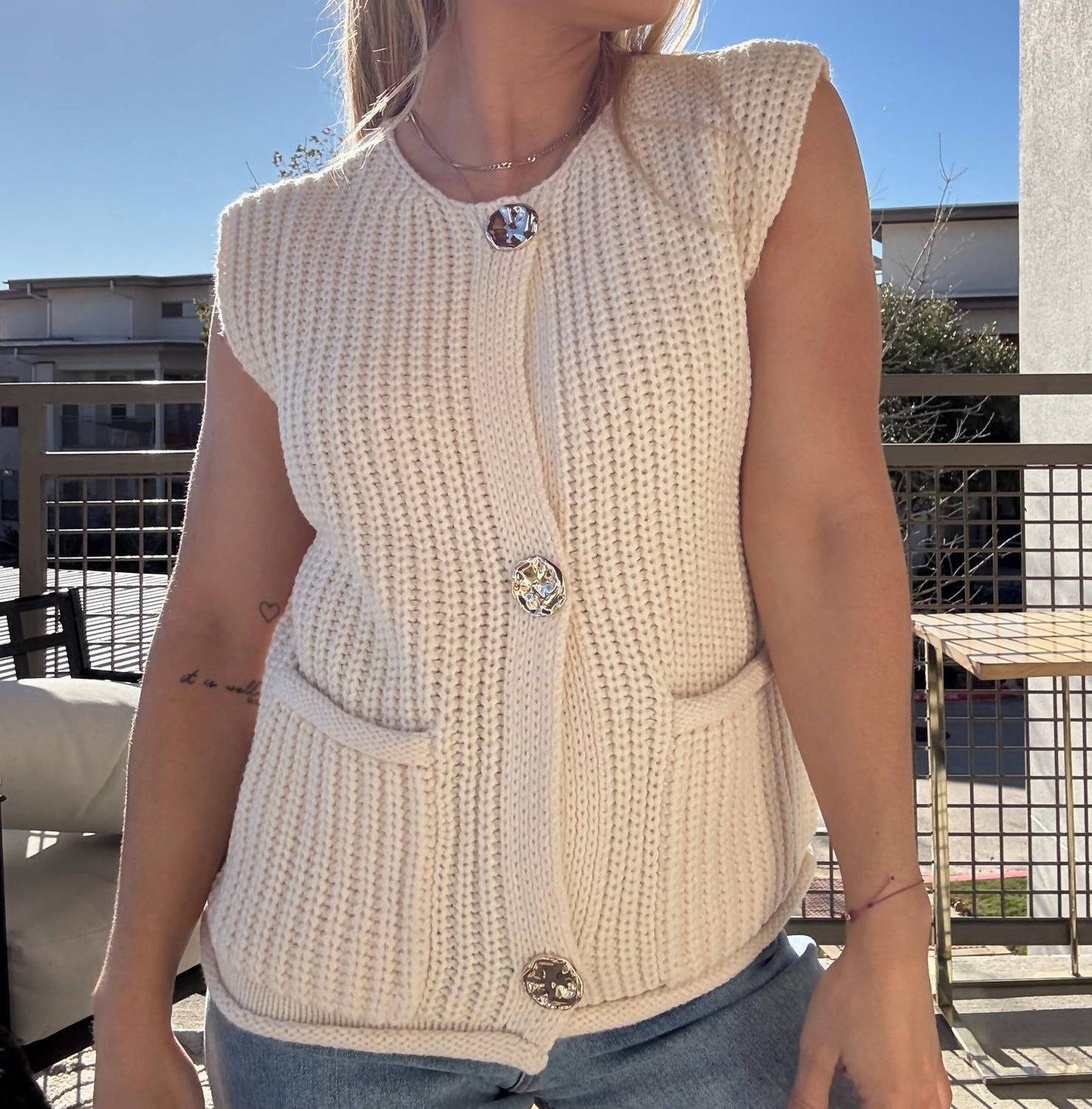 1 The Woman - Calli Sweater Vest