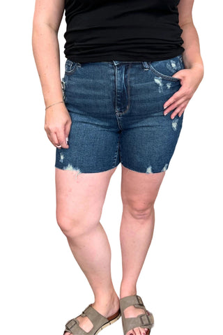 Judy Blue - Shorts de cintura alta com corte reto e leve