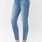 Judy Blue - Mid Rise Vintage Skinny Jeans