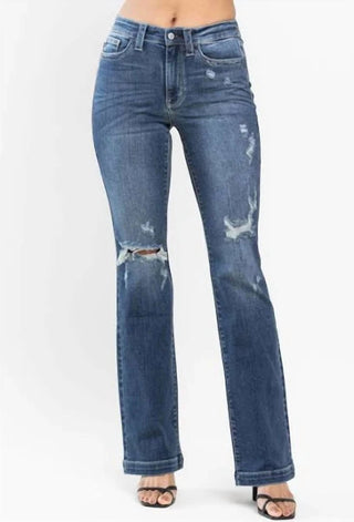 Judy Blue - Calça Jeans Bootcut Hand Sand &amp; Destroy