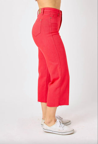 Judy Blue - Calça Jeans Cropped com Controle de Barriga