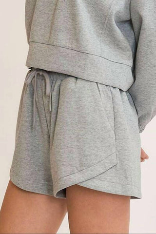 Trendsi - Women's Umgee Full Size Drawstring Sweatshorts With Pockets Plus Size