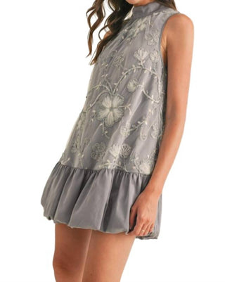 &amp;Merci - Vestido curto com bainha bolha e técnica mista enfeitada