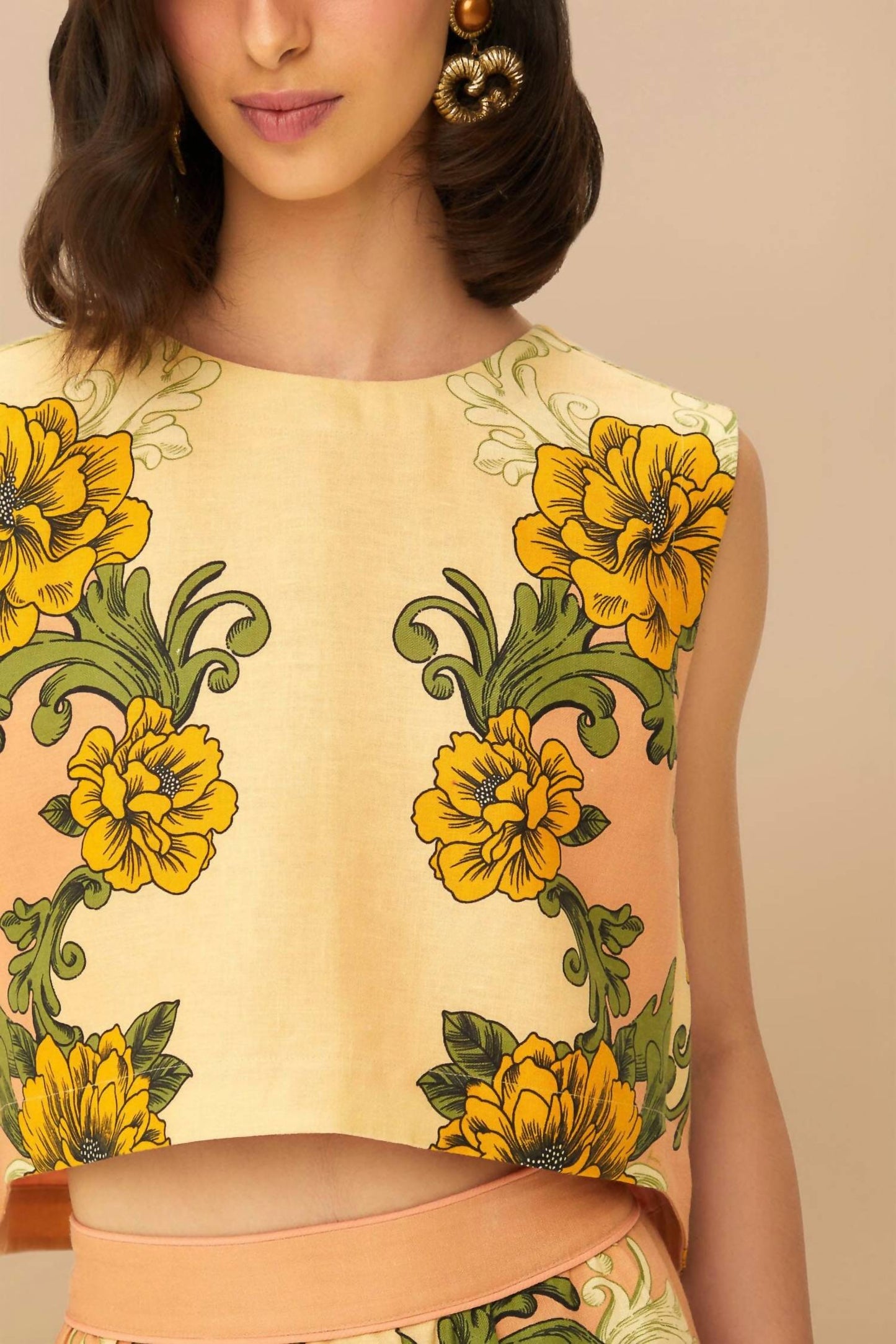 Farm Rio - Delicate Flower Arabesques Linen Crop Top