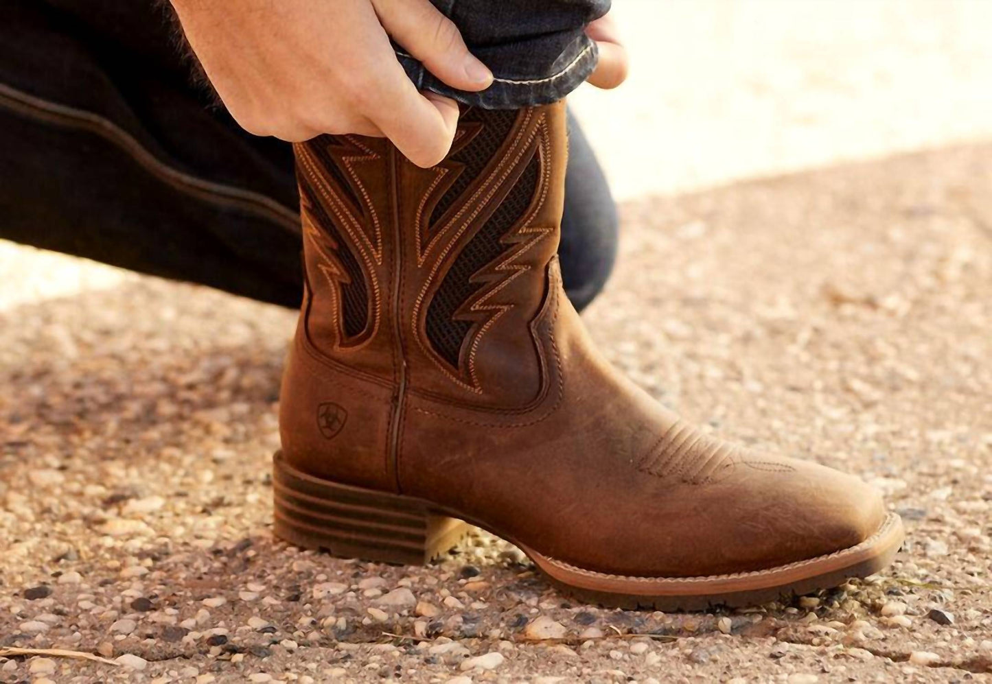 Ariat - Men's Hybrid Venttek Western Square Toe Boot