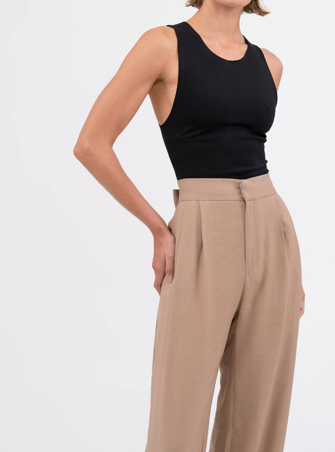Nonchalant Label - Giana Crop Top