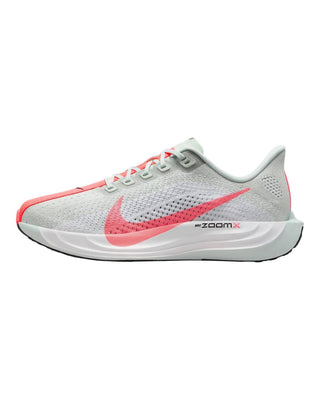 Nike - Women's Athletic Shoes