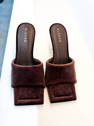 Alohas - Women's Puffy Velvet Block Heel