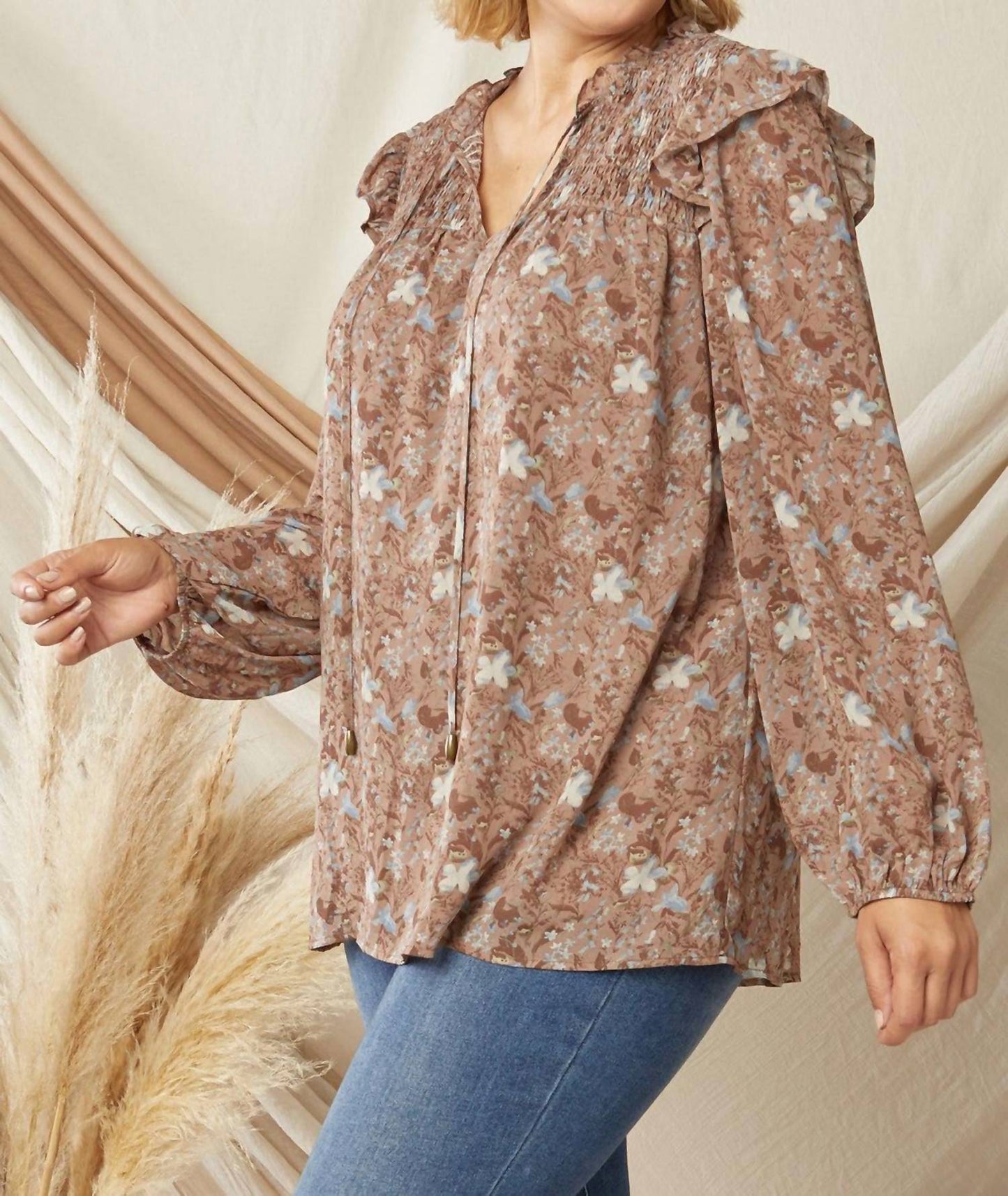 Entro - Ruffle & Floral Blouse - Plus