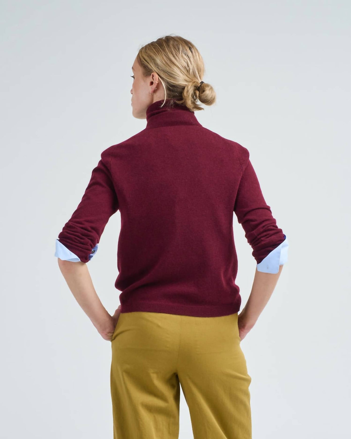 Allude - Cashmere Turtleneck Sweater