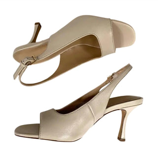 Ann Taylor - Sandálias femininas de couro com bico quadrado e tiras cruzadas