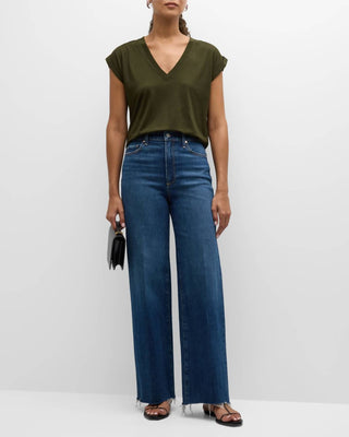 Moldura - Camiseta com decote em V fácil