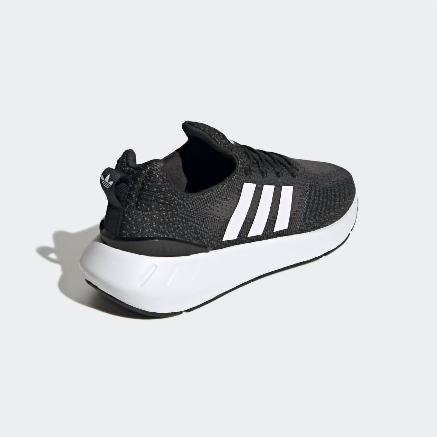 Adidas - MEN'S SWIFT RUN 22 RUNNING SHOES - MEDIUM WIDTH