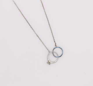 Colar de Ouro Branco Eternal Embrace - Luxo Atemporal