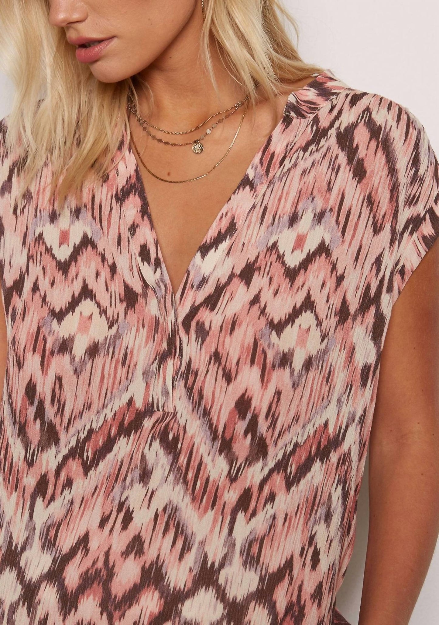 Tart Collections - Shana Crinkle Top