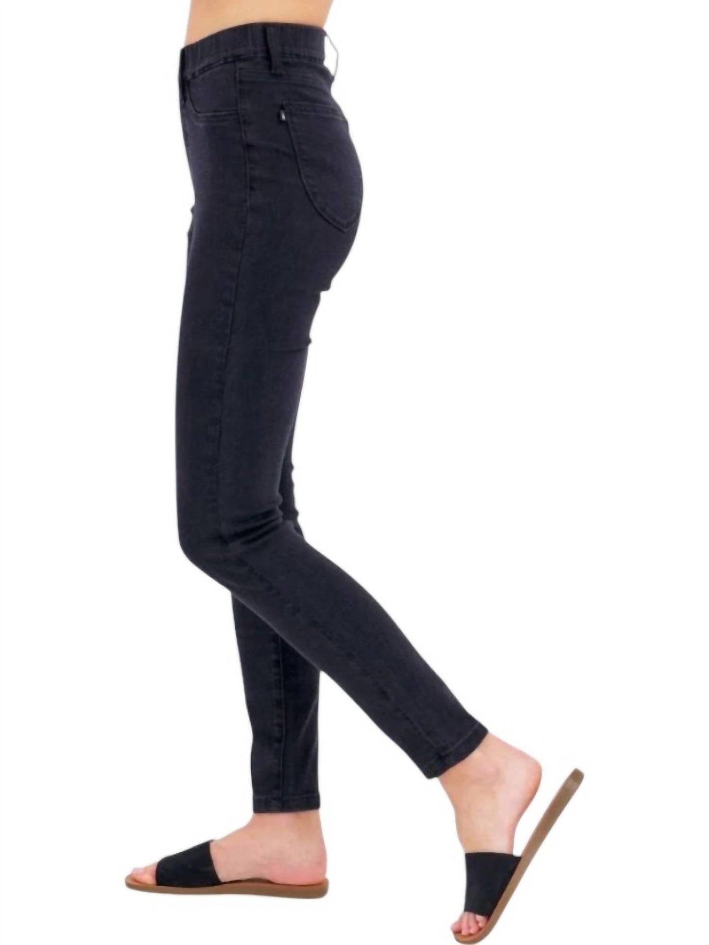 Judy Blue - Pull-On Shield Pockets Skinny Jeans