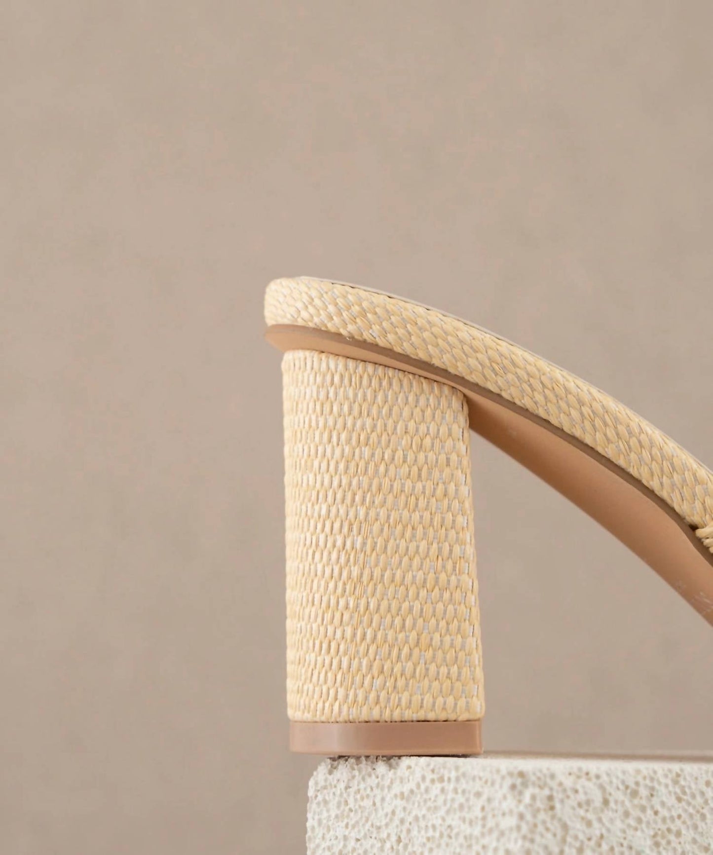 Oasis Society - Women's Santiago Raffia Heels
