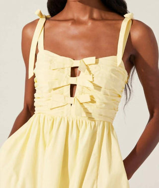 Astr - Vestido midi com laço frontal Helia