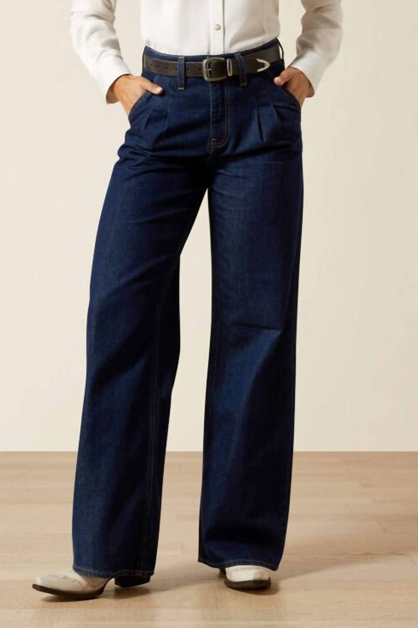 Ariat - Ultra High Rise Pleated Trouser Jeans